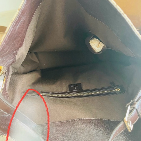 100% Authentic! Brand new, never used Vintage Gucci handbag with original box. - Picture 8 of 9